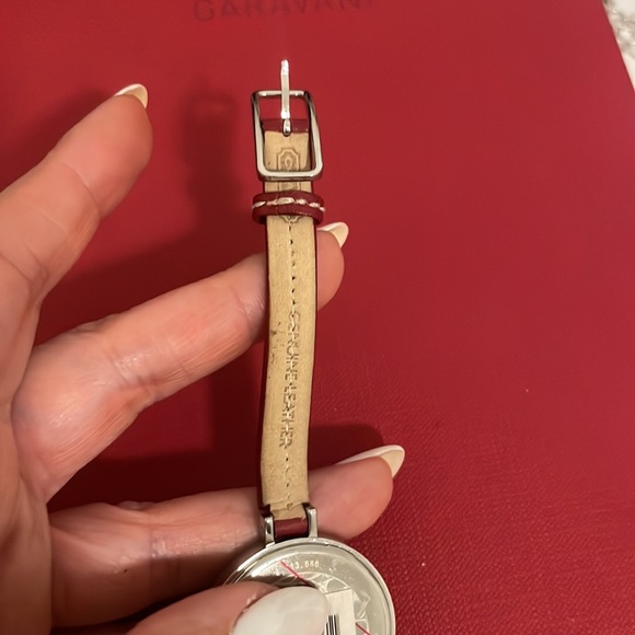 COACH CONCENTRIC RED SILVER DIAL LADIES QUARTZ WRISTWATCH - Picture 6 of 7